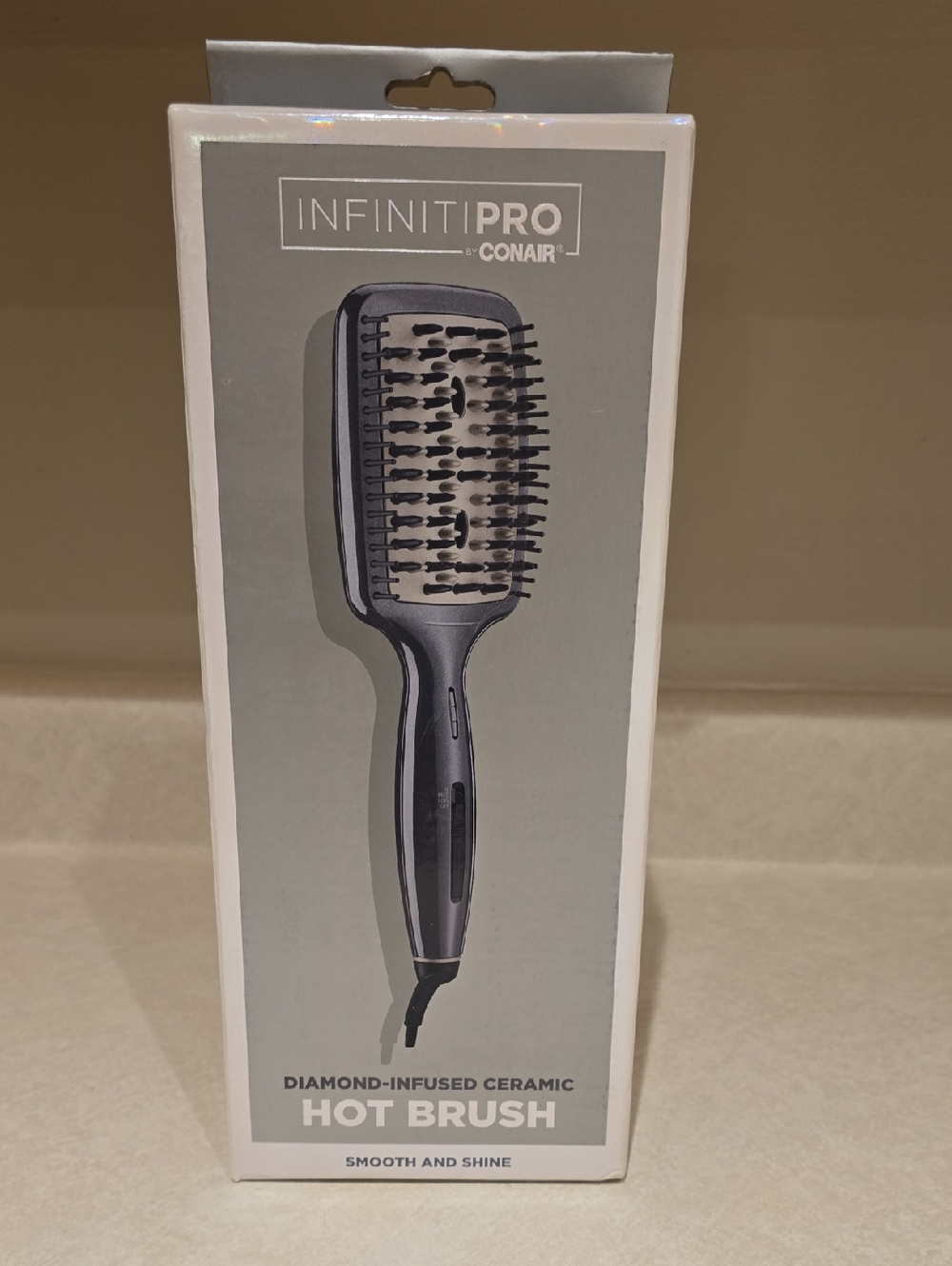 Infiniti Pro By Conair Diamond- Infused Ceramic Hot Brush